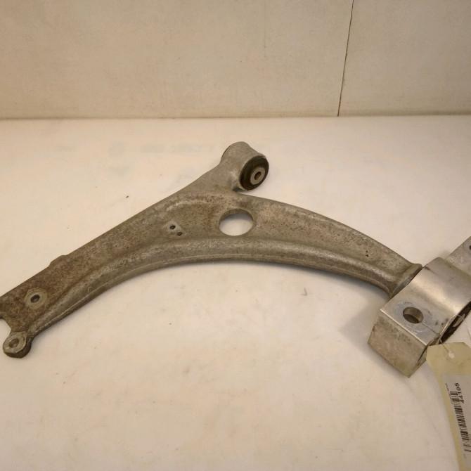 Triangle inf avg occasion VOLKSWAGEN PASSAT V Phase 1 04-1995->04-1999 2.0 TDI 140ch 3C0407151G 1