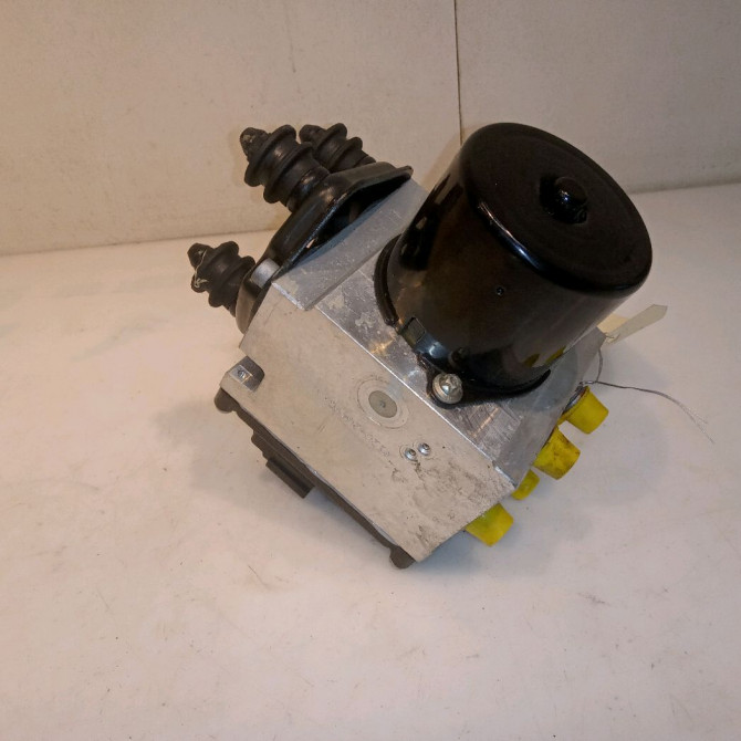 Unité hydraulique ABS occasion VOLKSWAGEN PASSAT V Phase 1 04-1995->04-1999 2.0 TDI 140ch 3C0614109AFBEF 2