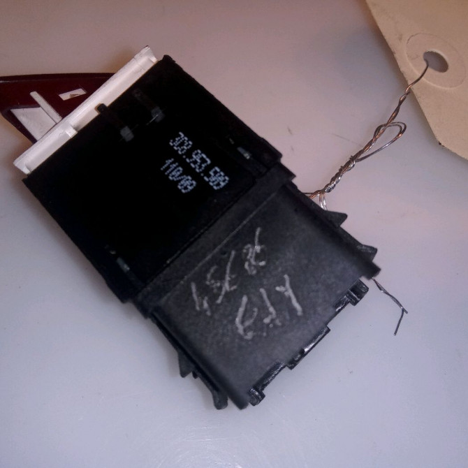 Bouton de warning occasion  3C8953509 4