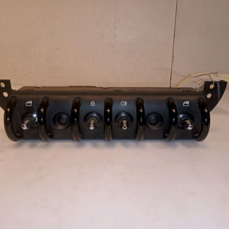 Commande lève-glace porte avant gauche occasion MINI MINI I Phase 2 07-2004->09-2006 1.6i 116ch