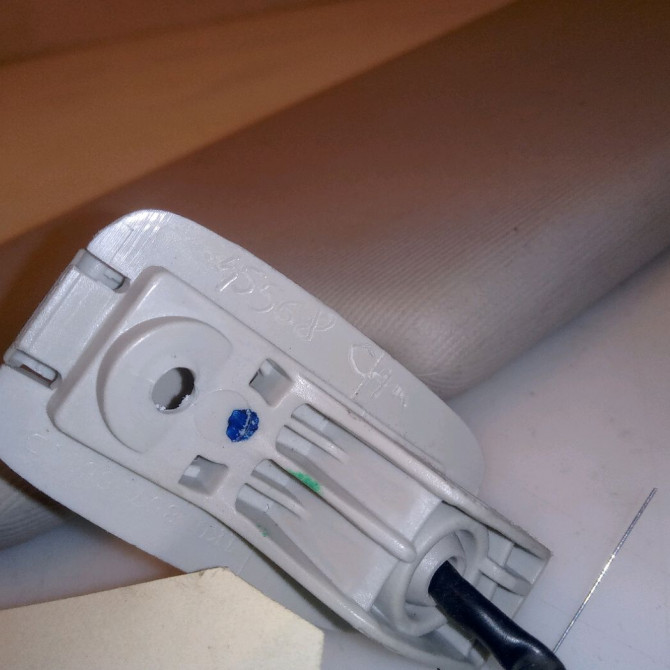 Pare-soleil gauche occasion VOLKSWAGEN GOLF V Phase 1 11-2003->10-2008 1.6 102ch 1K0857551N2F4 4