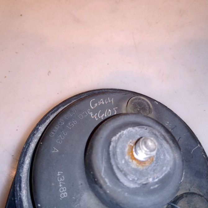 Klaxon  / avertisseur occasion VOLKSWAGEN PASSAT V Phase 1 04-1995->04-1999 2.0 TDI 140ch 3C0951223E 3