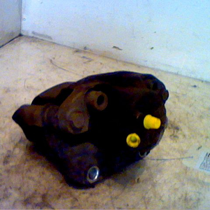 Etrier de frein avant gauche occasion RENAULT TWINGO II Phase 1 06-2007->11-2011 1.5 DCI 65ch 7701201769 2