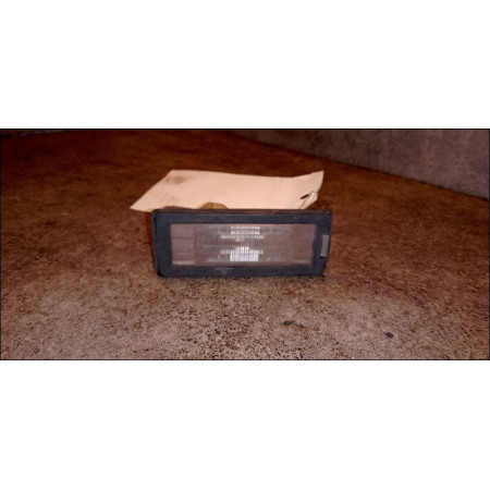 Eclaireur plaque de police d occasion RENAULT SCENIC II Phase 1 03-2004->09-2006 1.5 DCI 105ch 8200013577