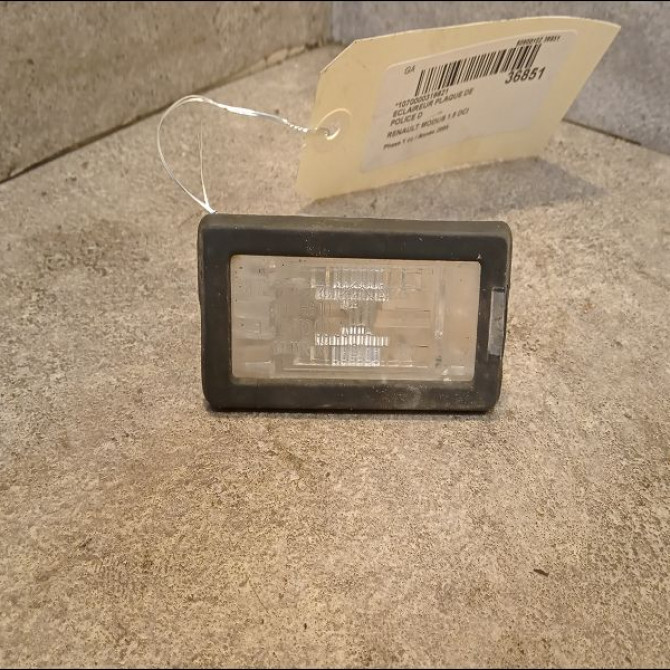 Eclaireur plaque de police d occasion RENAULT MODUS Phase 1 09-2004->12-2007 1.5 DCI 80ch 8200013577 1