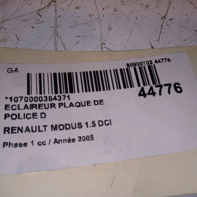 Eclaireur plaque de police d occasion RENAULT MODUS Phase 1 09-2004->12-2007 1.5 DCI 65ch 8200013577 4