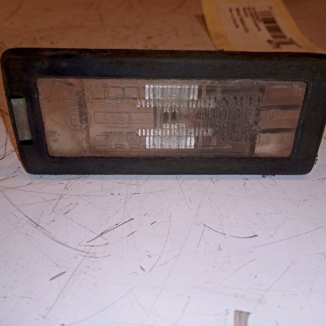 Eclaireur plaque de police g occasion RENAULT MODUS Phase 1 09-2004->12-2007 1.5 DCI 65ch 8200013577 1