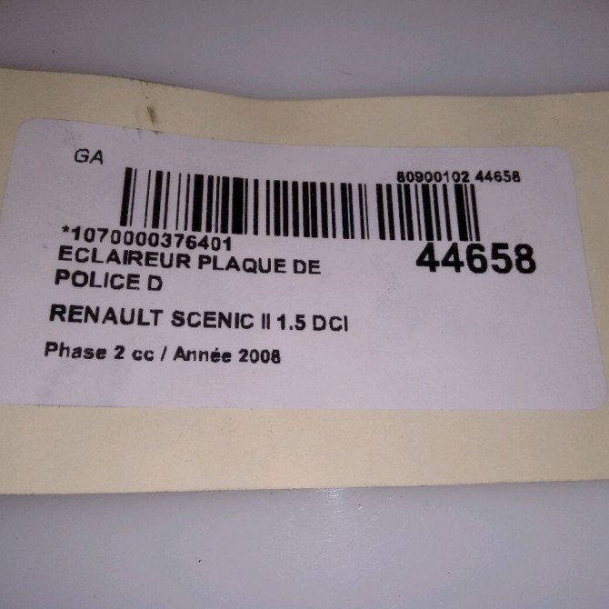 Eclaireur plaque de police d occasion RENAULT SCENIC II Phase 2 09-2006->04-2009 1.5 DCI 105ch 8200013577 4