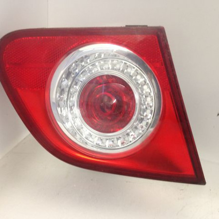 Feu arrière interieur gauche occasion VOLKSWAGEN PASSAT V Phase 1 03-2005->10-2010 2.0 TDI 16v 140ch 3C5945093E