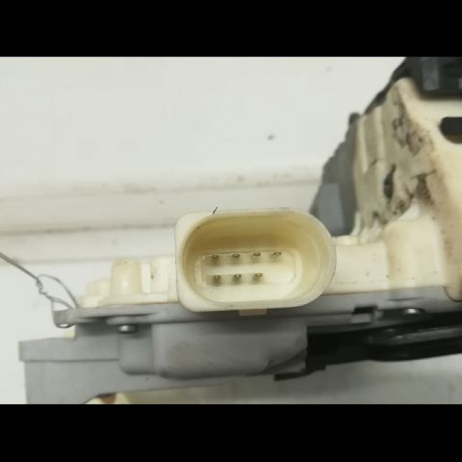 Serrure porte arg occasion VOLKSWAGEN PASSAT VI Phase 1 10-2010->... 2.0 TDI 140ch 3C4839015A 3