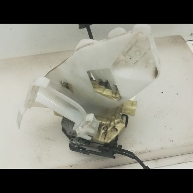 Serrure porte ard occasion VOLKSWAGEN PASSAT V Phase 1 03-2005->10-2010 2.0 TDI 140ch 3C4839016A 3