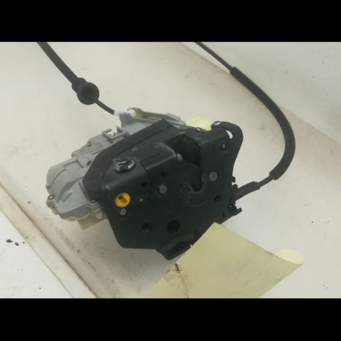 Serrure porte arg occasion VOLKSWAGEN PASSAT V Phase 1 03-2005->10-2010 2.0 TDI 140ch 3C4839015A 2