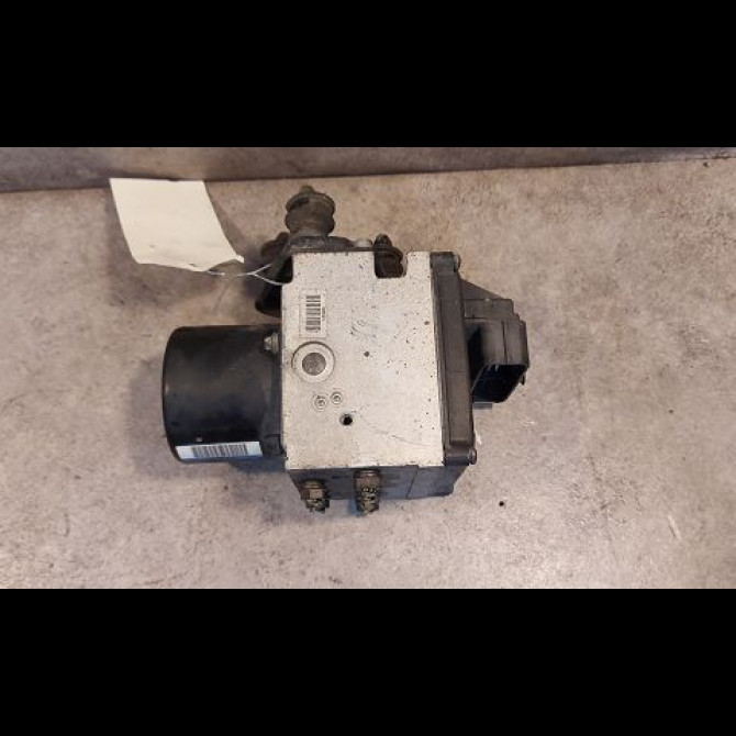 Unité hydraulique ABS occasion VOLKSWAGEN PASSAT V Phase 1 03-2005->10-2010 2.0 TDI 16v 140ch 3C0614109ABEF 2