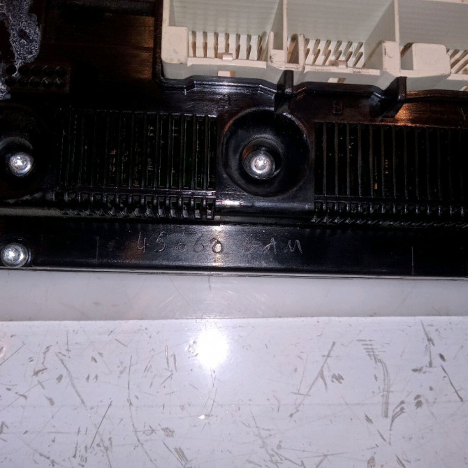 Commande de chauffage occasion VOLKSWAGEN PASSAT V Phase 1 03-2005->10-2010 2.0 TDI 140ch 3