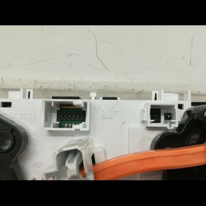 Commande de chauffage occasion PEUGEOT 2008 Phase 1 01-2013->... 9672248380 3