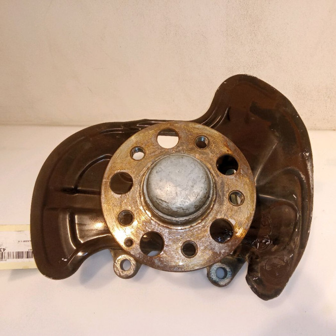 Moyeu avd occasion MERCEDES CLASSE C III Phase 1 01-2007->12-2010 2043300625 1