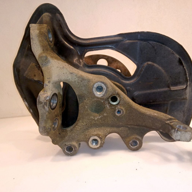 Moyeu avd occasion MERCEDES CLASSE C III Phase 1 01-2007->12-2010 2043300625 2