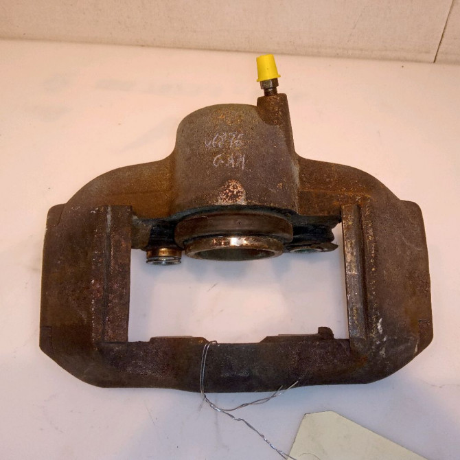 Etrier de frein avant gauche occasion RENAULT 19 Phase 2 04-1992->04-1997 1.9 D 7701201769 1