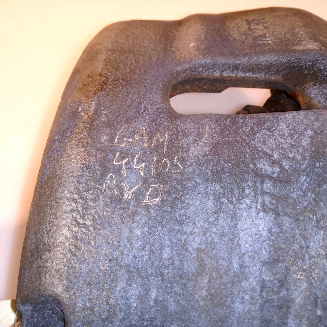 Etrier de frein avant droit occasion VOLKSWAGEN PASSAT V Phase 1 04-1995->04-1999 2.0 TDI 140ch 1K0615123E 3