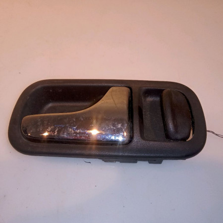 Poignee int porte avd occasion NISSAN TERRANO I 806700X001