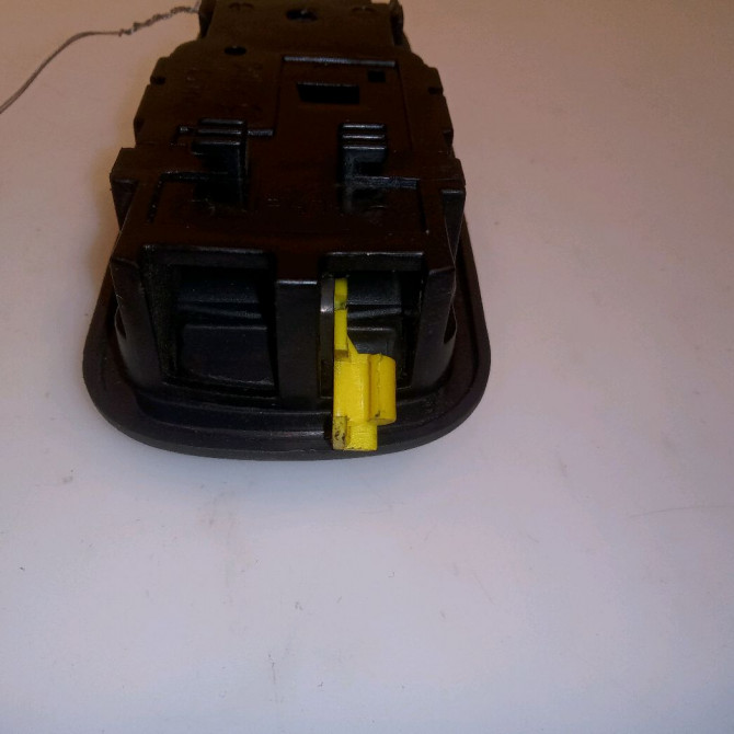 Poignee int porte arg occasion NISSAN TERRANO I 806710X001 3