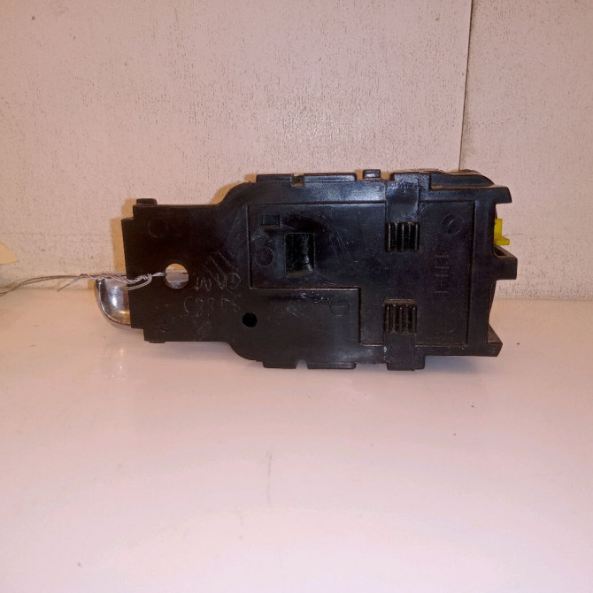 Poignee int porte avg occasion NISSAN TERRANO I 806710X001 2