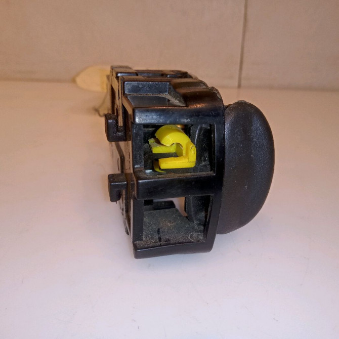 Poignee int porte avg occasion NISSAN TERRANO I 806710X001 3