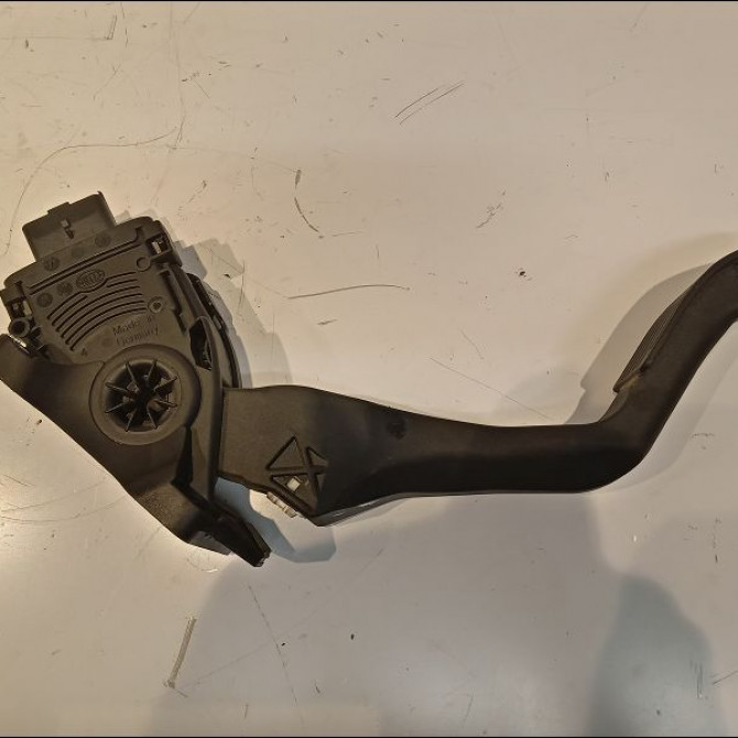 Potentiometre accelerateur occasion PEUGEOT 308 I 2