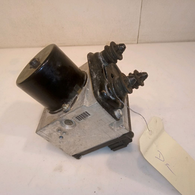 Unité hydraulique ABS occasion VOLKSWAGEN PASSAT V Phase 1 03-2005->10-2010 1.9 TDI 105ch 3C0614109ABEF 1