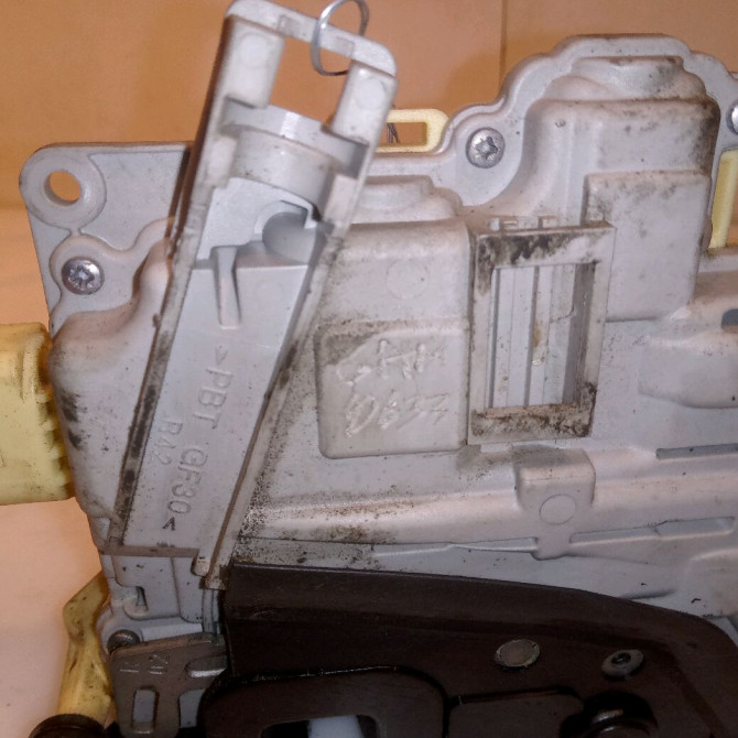 Serrure porte ard occasion VOLKSWAGEN PASSAT V Phase 1 03-2005->10-2010 1.9 TDI 105ch 3C4839016A 3