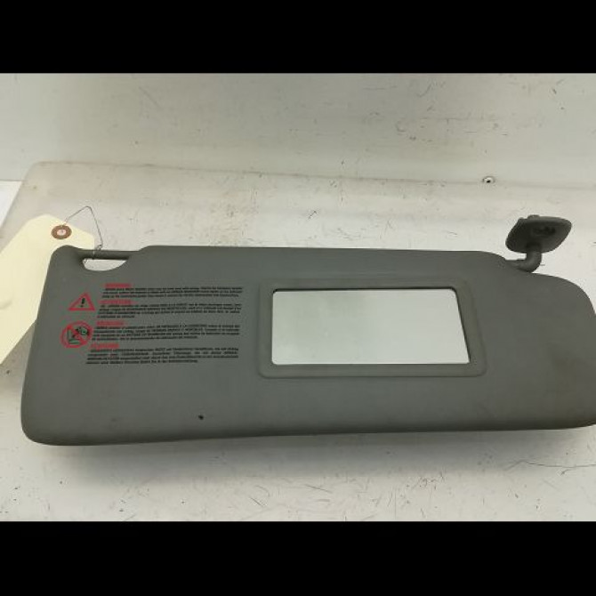 Pare-soleil droit occasion RENAULT CLIO II Phase 2 06-2001->07-2006 1.5 DCI 65ch 8200240038 2
