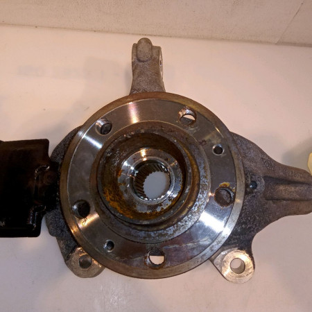 Moyeu avd occasion RENAULT LAGUNA III Phase 2 11-2010->03-2013 2.0 DCI 16v 130ch 402104630R