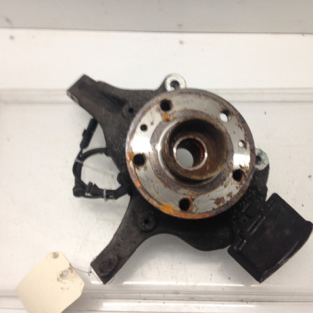 Moyeu avd occasion RENAULT LAGUNA III Phase 1 ESTATE 10-2007->10-2010 2.0 DCI 130ch 402104630R