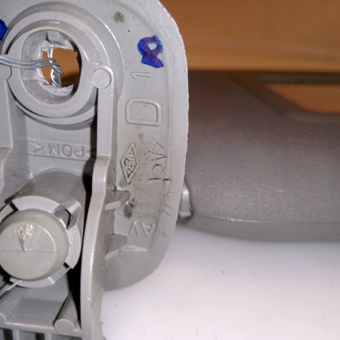 Pare-soleil droit occasion RENAULT CLIO II Phase 2 06-2001->07-2006 1.5 DCI 70ch 3