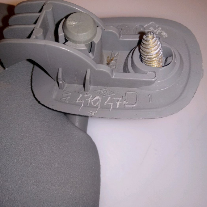 Pare-soleil droit occasion RENAULT CLIO II Phase 2 06-2001->07-2006 1.2 16v 3