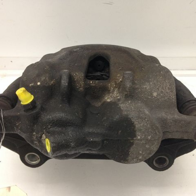 Etrier de frein avant gauche occasion RENAULT TRAFIC II Phase 1 10-2001->08-2006 1.9 DCI 82ch 7701050919 2