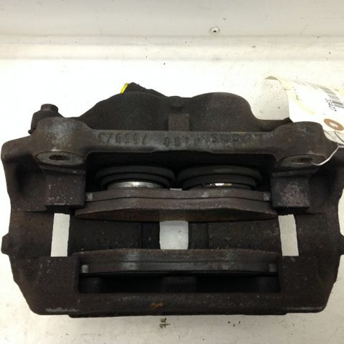 Etrier de frein avant gauche occasion RENAULT TRAFIC II Phase 2 08-2006->... 2.0 DCI 115ch 7701050919 2