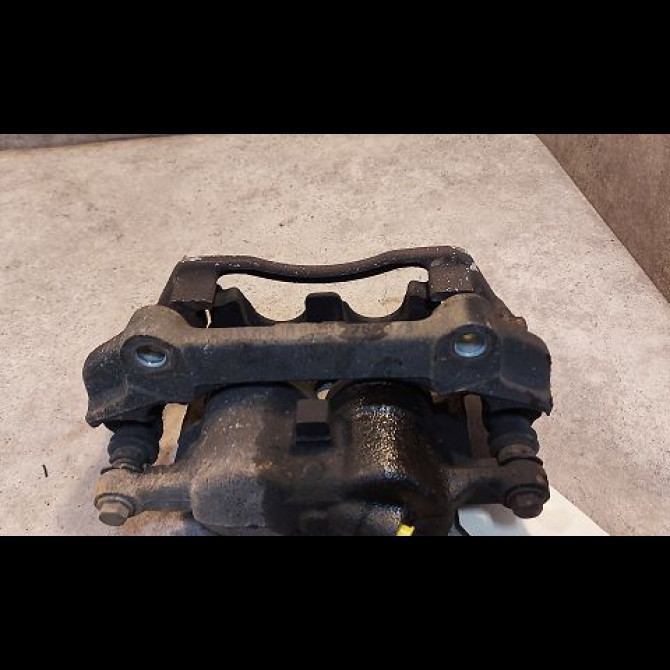 Etrier de frein avant gauche occasion RENAULT TRAFIC II Phase 2 08-2006->... 2.0 DCI 115ch 7701050919 2