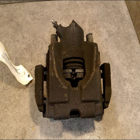 Etrier de frein avant gauche occasion B.M.W. SERIE 3 V Phase 2 09-2008->12-2011 318i 143ch 34116776527