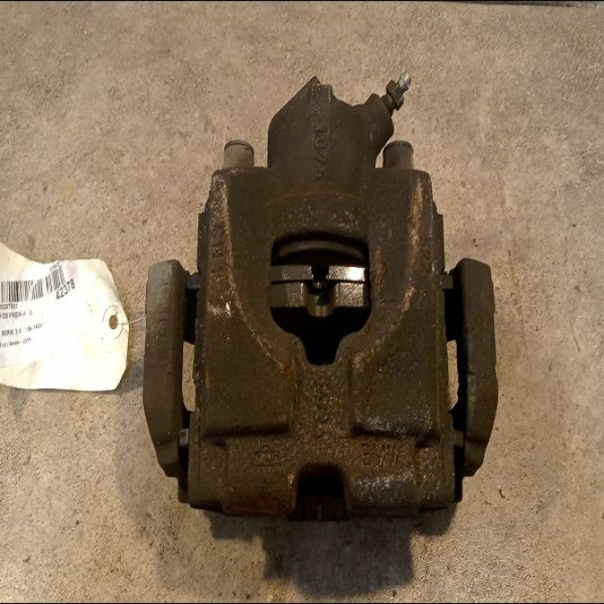 Etrier de frein avant droit occasion B.M.W. SERIE 3 V Phase 2 09-2008->12-2011 318i 143ch 34116776528 1