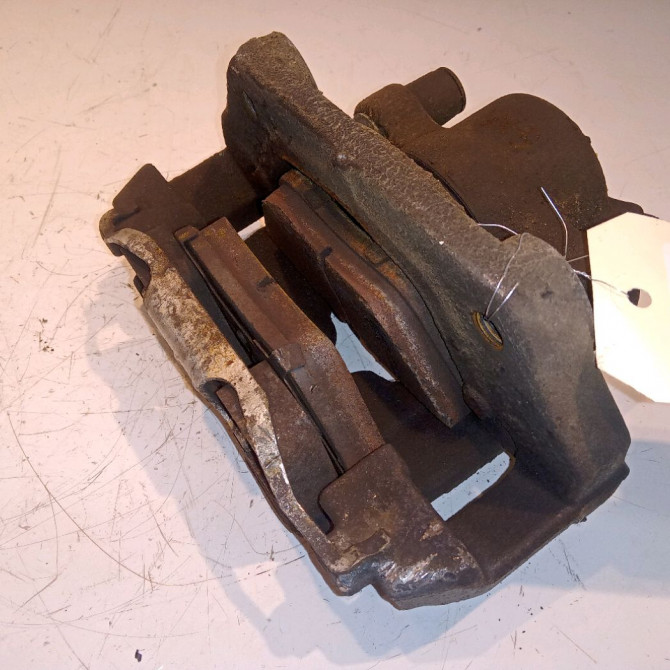 Etrier de frein avant gauche occasion B.M.W. SERIE 3 V Phase 2 09-2008->12-2011 318d 34116776527 2