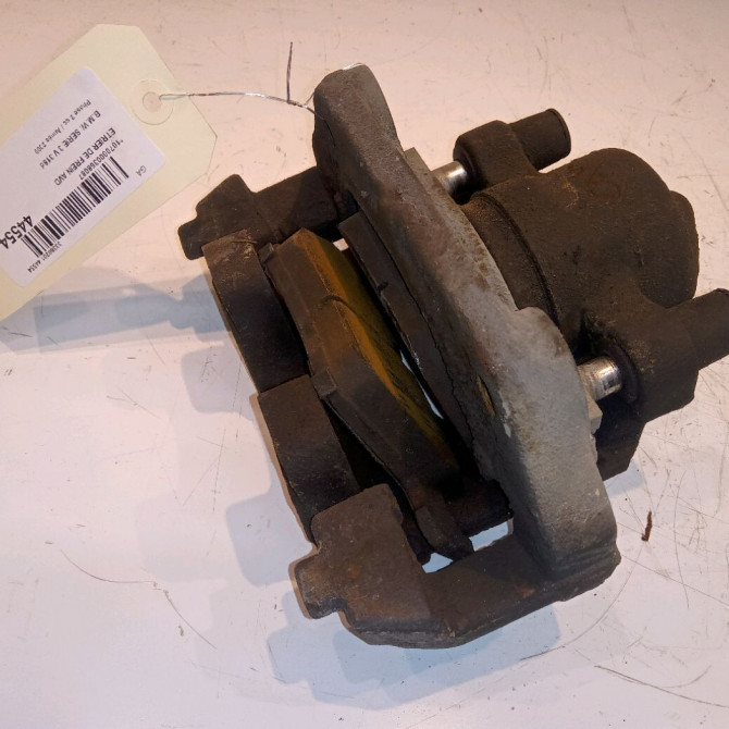 Etrier de frein avant droit occasion B.M.W. SERIE 3 V Phase 2 09-2008->12-2011 318d 34116776528 1