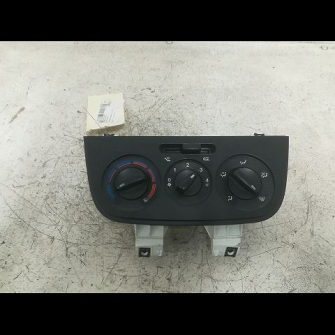 Commande de chauffage occasion PEUGEOT BIPPER Phase 1 03-2008->... 1.4 HDI 70ch 6490K3 1