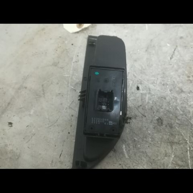 Commande leve-glace porte arrière gauche occasion OPEL ASTRA IV Phase 1 01-2010->06-2012 13301888 2