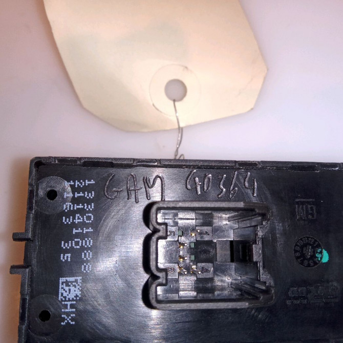 Commande leve-glace porte arrière droite occasion OPEL ASTRA IV Phase 1 01-2010->06-2012 13301888 3