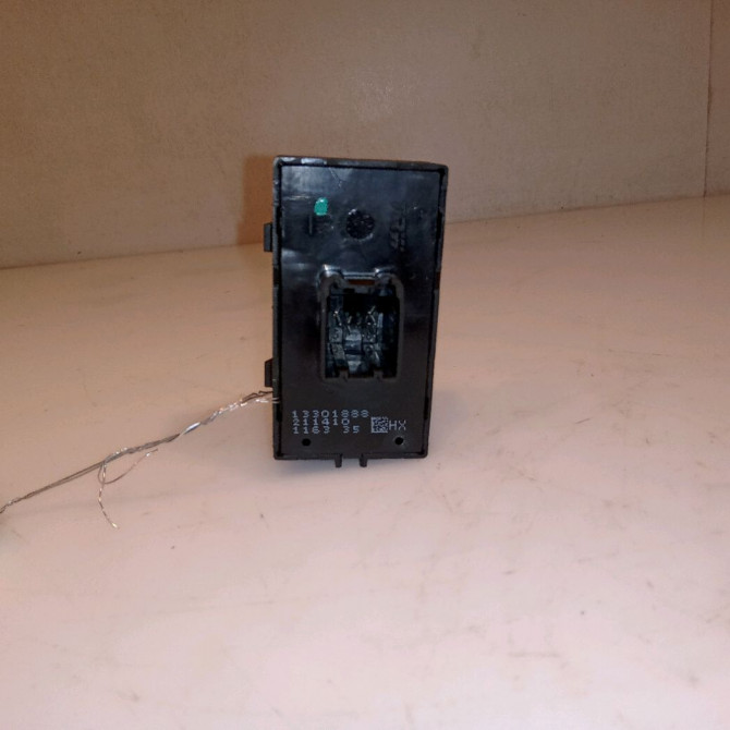 Commande leve-glace porte arrière gauche occasion OPEL ASTRA IV Phase 1 01-2010->06-2012 13301888 2