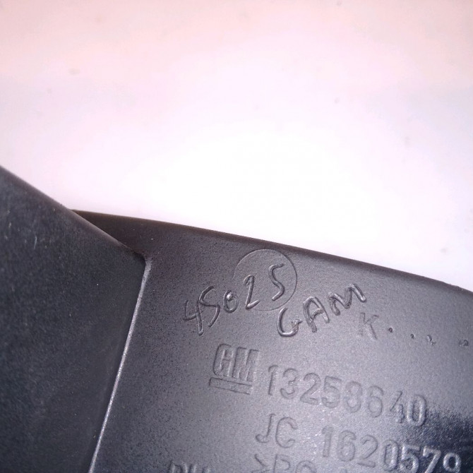 Commande leve-glace porte arrière gauche occasion OPEL ASTRA IV 13301888 4