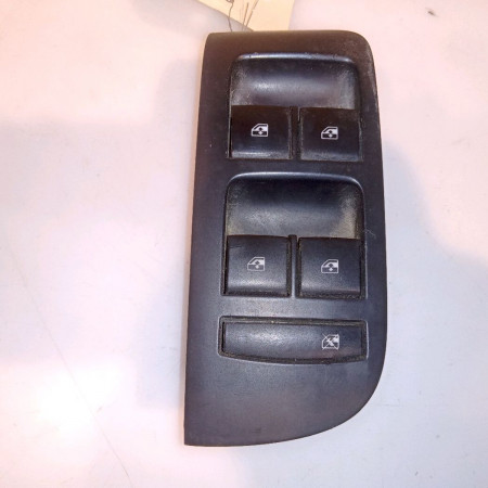 Commande lève-glace porte avant gauche occasion OPEL ZAFIRA III Phase 1 11-2011->... 13305011