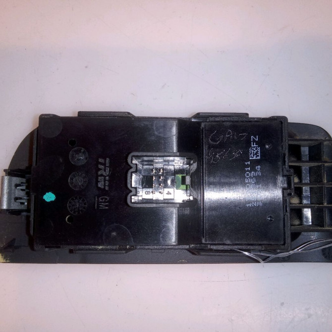 Commande lève-glace porte avant gauche occasion OPEL ZAFIRA III Phase 1 11-2011->... 13305011 2