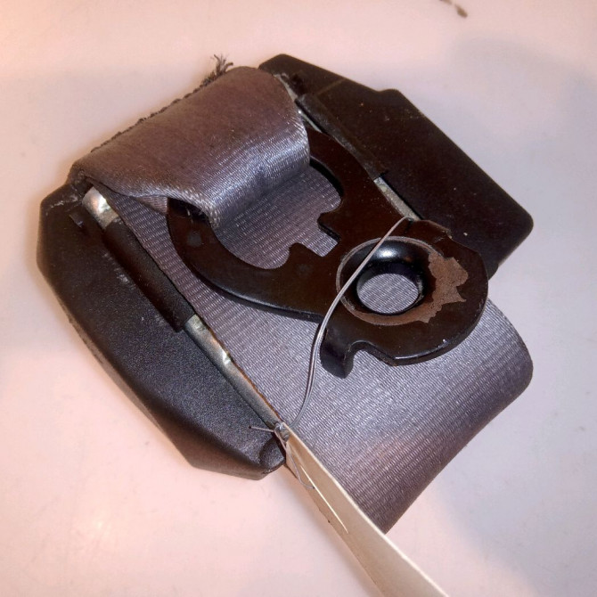 Ceinture arrière droite occasion RENAULT 19 Phase 2 04-1992->04-1997 1.9 D 7700791289 2